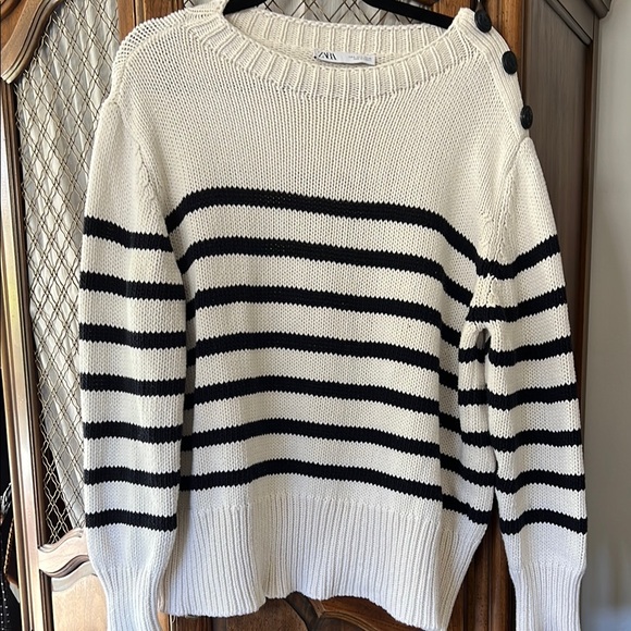 Zara Sweaters - Zara Women's Striped Black and White Sweater SIZE SMALL
